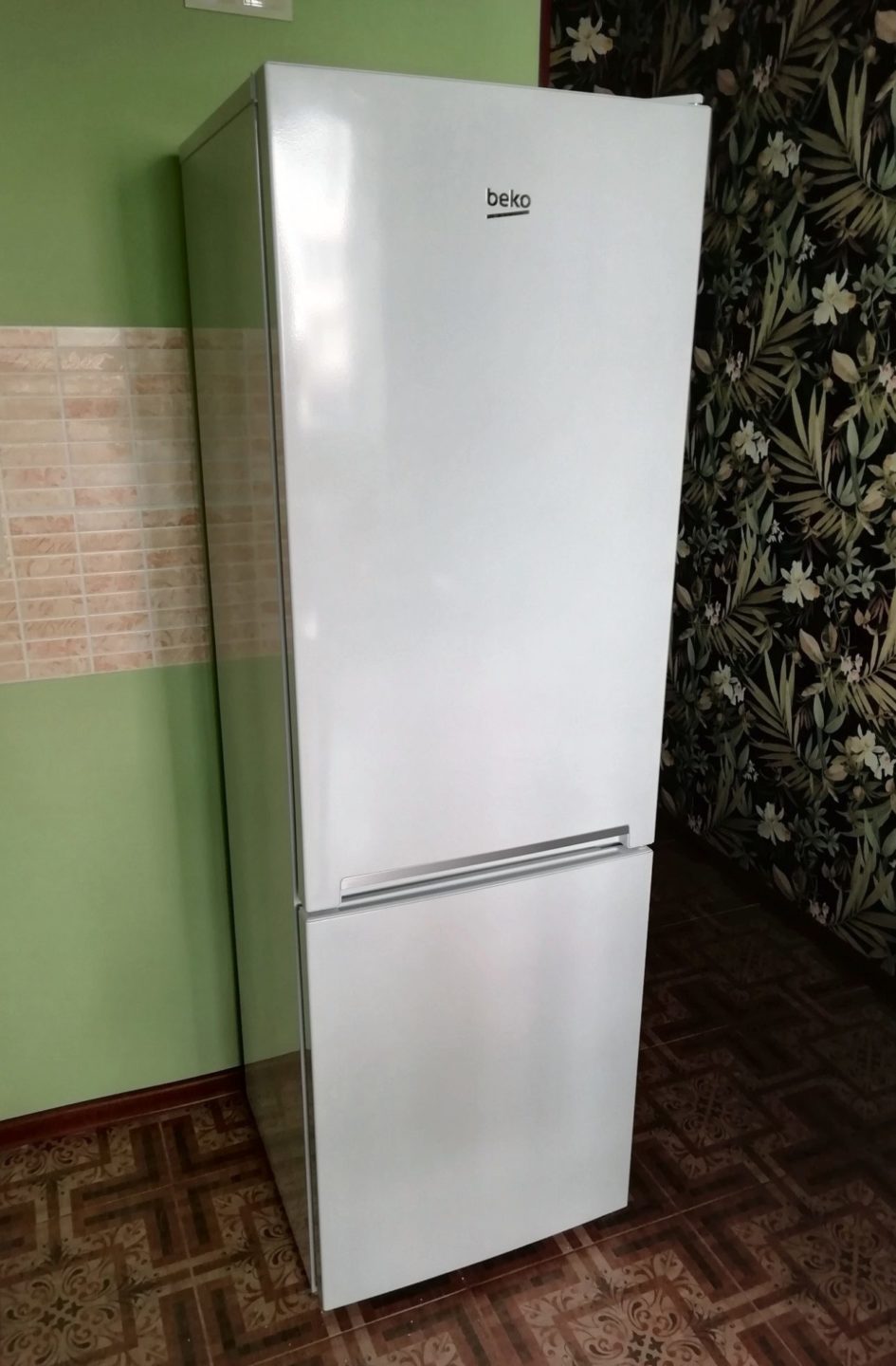 Refrigerator beko
