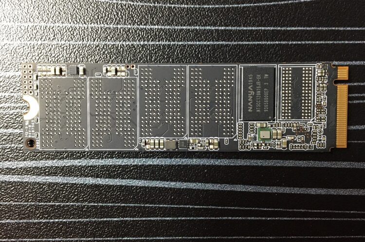 SSD Kingston M.2 2280 KC2500 250GB PCI-E x4 NVMe SKC2500M8/250G image 8